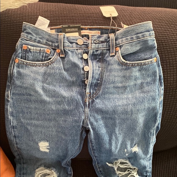 Levi’s Distressed Blue Jeans women’s - Picture 4 of 5